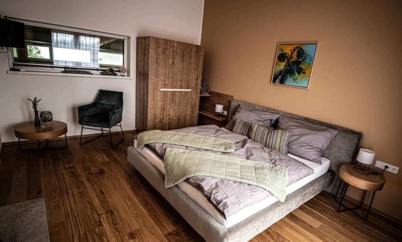 Gober & Freinbichler Weine Von Hand Horitschon Exterior foto